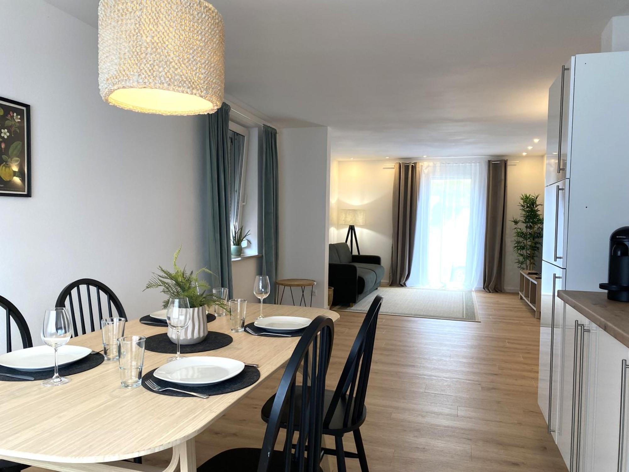 Modern Living Apartment - Naehe Krankenhaus, Altstadt, Bahnhof - 3-Zimmer Amberg Exterior foto